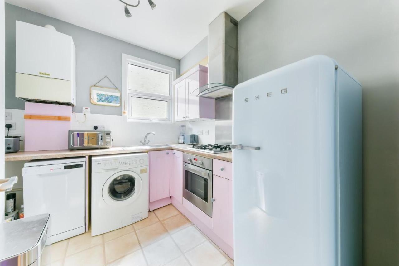 Cozy 1-Bed Apartment In Brixton Londen Buitenkant foto